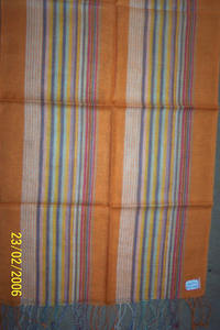 Nueva moda diseño Floral mujer 100% viscosa chal largo invierno otoño bufanda estola con logotipo personalizado bufandas tradicionales chales - Product Image 4