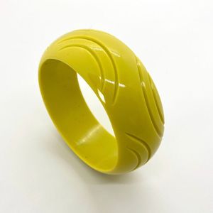 กำไลข้อมือเรซินสีน้ำเงินและแดงทำจากเรซินหลากสีลายดอกไม้ - Product Image 6