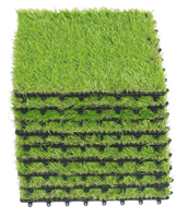 Tapis de jeu carré effet herbe de gymnastique de 30*30 cm avec carreaux de sol à emboîtement souples fabriqués au Vietnam