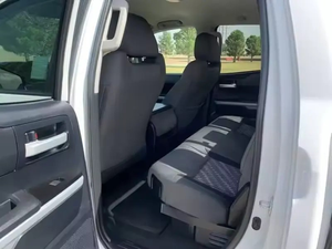 Toyota Tundra Doble Cabina SR5 2018, poco uso, bajo kilometraje, sin problemas mecánicos, lista para conducir - Product Image 3