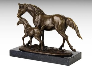 Sculpture artisanale en métal de style moderne abstrait en fonte d'aluminium de qualité d'exportation, cheval debout, décoration de table pour la maison et le bureau - Product Image 6