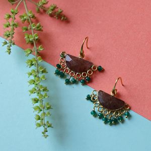 Boucles d'oreilles pendantes tendance en gros avec pierres précieuses : Quartz Fraise et Jade Vert |   Bijoux pour femmes en laiton plaqué or 18 carats faits à la main - Product Image 1