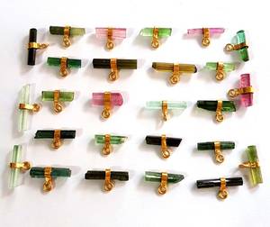 Vente en gros 100% naturel multi tourmaline bâton pendentif à breloques 14K plaqué or brut pendentif en argent sterling 925 pendentif à breloques - Product Image 3