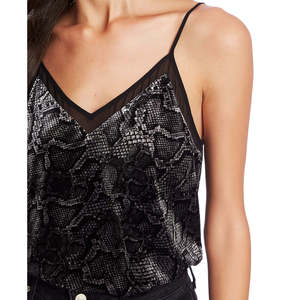 Canotta Estiva da Donna in Velluto Senza Cuciture con Stampa Serpente, Nera e Grigia con Decorazioni Ricamate, Realizzata in Modal - Product Image 3