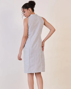 ชุดเดรสผ้าเรยอนสำหรับผู้หญิงชุดเดรสลำลองสไตล์ทันสมัยมีปกลายทางสีดำและสีขาว - Product Image 2