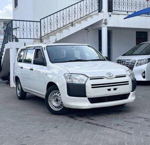 OFERTA PARA 2019 TOYOTA Probox Hybrid Petrol Wagon Usado Vehículo con volante a la izquierda/derecha con coches de dirección LHD/RHD a la venta - Product Image 1