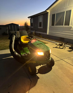 Cortadora de Césped con Ruedas Industrial de Grado Comercial, 15 HP, Potencia Hidráulica, Corte Mejorado, Motor de 2 Tiempos/4 Tiempos - Product Image 3