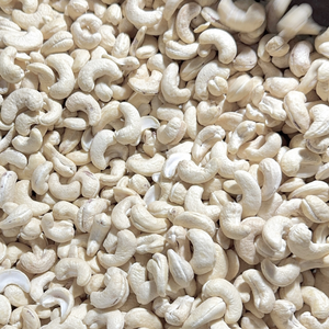 ราคาเม็ดมะม่วงหิมพานต์จากโรงงานโดยตรง ทั่วโลก เม็ดมะม่วงหิมพานต์ออร์แกนิกดิบ ไม่มีเปลือก A180 ซานติโก เวียดนาม พร้อมบรรจุภัณฑ์ตามสั่ง - Product Image 1