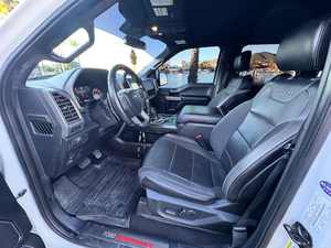 Ford F150 Raptor Usado del 2019 - Product Image 4