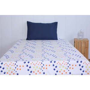 Parures de draps et de taies d'oreiller Premium Footprints pour le confort et le style - Product Image 4