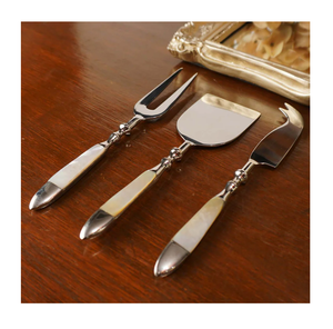 Ensemble de fromage en acier inoxydable fait à la main personnalisé 3 pièces Nouveau artisanat Couverts Manche en os Meilleure vente Vente - Product Image 1
