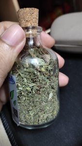 OEM Bulk Fresh Harvest Hierba gatera triturada Premium Mezcla de hojas y tallos Cuidado DE LA SALUD DE MASCOTAS naturales y suplementos para gatos - Product Image 3