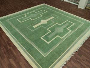 Tapis à poils bas Kilim en laine nouée géométrique abstraite verte faite à la main | Tapis moderne de taille personnalisée | Tapis à tissage plat - Product Image 2