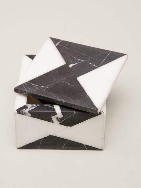 ตามที่แสดง