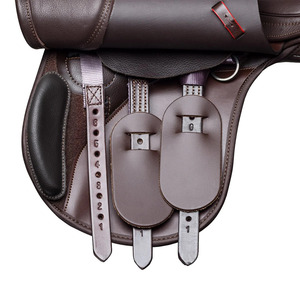 Silla de Montar Tradicional Hecha a Mano de Cuero para Todo Uso con Características de Comodidad Modernas para Escuelas de Equitación, Entrenamiento y Deportes - Product Image 3