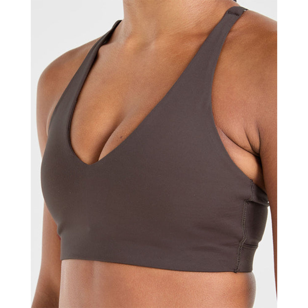 High Quality Coffee Brown Staple Sports Bra Adjustable Back Straps V Shaped Neckline High Impact Latest Women Fitness Sports Bra