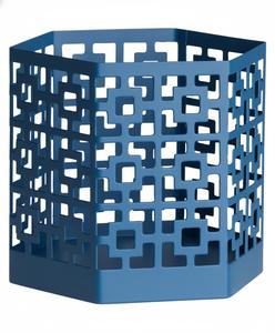 Elegante Portavelas Hexagonal de Metal Azul con Patrón Geométrico Calado, Centro de Mesa Perfecto para Decoración del Hogar y Eventos - Product Image 1