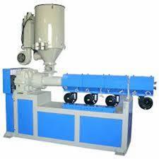 Machine d'extrusion de plastique PP/PE PVC industrielle lourde V8 pour la fabrication de granulés écologiques à partir de déchets recyclés, haute productivité - Product Image 4