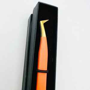 Pince à épiler d'extension de cils en acier inoxydable personnalisée avec breloque à pointe en fibre de précision, marque privée, ensemble à 90 degrés - Product Image 6