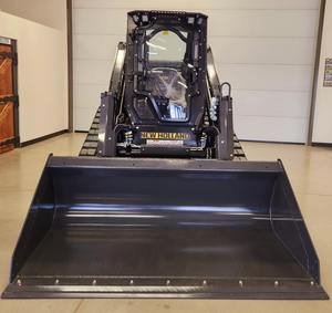 2024 C362รถตักเล็กด้านหน้าติดทนนานแบริ่งเครื่องยนต์รถตักดิน PLC ปั๊มรถตักตีนตะขาบ - Product Image 2