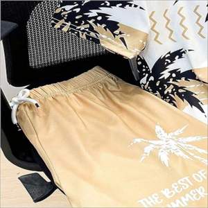 เสื้อและกางเกงขาสั้นผ้าคอตตอนระบายอากาศของผู้ชายชุดเสื้อผ้าสองชิ้นสำหรับฤดูร้อนพิมพ์โลโก้ตามสั่ง - Product Image 4