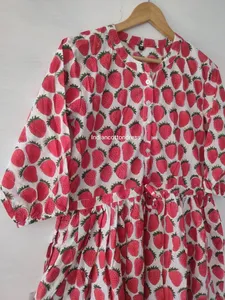 Vestido de Patinadora Floral de Fresa Premium, Estilo Dulce, Cuello Redondo, Cintura Natural con Detalle de Volantes, Lavable, para Bodas - Product Image 2