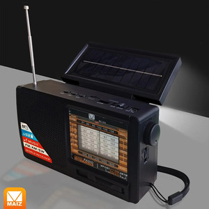 Altavoz Bluetooth con Radio FM, Linterna y Panel Solar Recargable - Colores Surtidos - Product Image 2