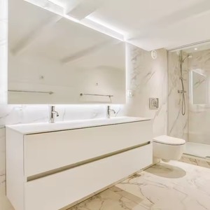 Enbl ชุดโต๊ะเครื่องแป้งในห้องน้ำแบบควอตซ์หรูหราตู้ไม้ขนาดเล็กติดผนัง PVC & MDF เคสและบอร์ดเมลามีน - Product Image 3