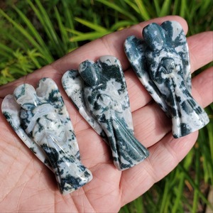 Hermoso Ángel de ágata musgo hecho a mano de alta calidad al por mayor divino arco psíquico espiritual Ángel tallado piedra preciosa Muntaha ágata - Product Image 1