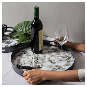 Fabricante de bandeja redonda de metal Bandeja de servicio decorativa con acabado negro Bandeja de chocolate de metal de calidad superior - Product Image 1