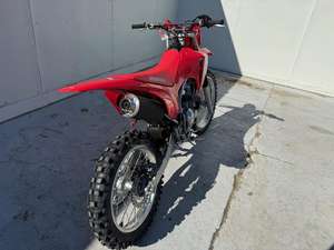 Motocicleta Todoterreno CRF300F 2026, Origen California, Velocidad Máxima Superior a 80 km/h - Product Image 2