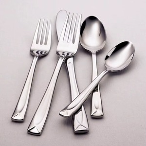 Juego de 5 cubiertos de acero inoxidable con asas de diseño antiguo, cubiertos, cuchara, cuchillo, tenedor, utilizado en la mesa de la cocina, juegos chapados en Color plateado - Product Image 4