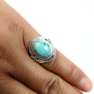 Piedra preciosa turquesa natural Plata de Ley 925 Regalo del Día de San Valentín Anillo de forma ovalada Joyería hecha a mano Bohemia Proveedor al por mayor - Product Image 4