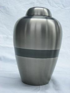 โกศใส่เถ้ากระดูกสำหรับมนุษย์และสัตว์เลี้ยงที่น่าจดจำลายนูนโลหะสีโบราณ - Product Image 6