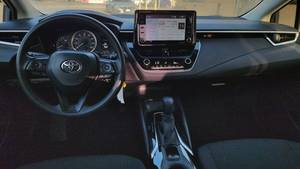Toyota Corolla LE berline 2022, CVT, essence, sièges en cuir - Product Image 3
