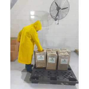 Aceite esencial de albahaca orgánica pura de alta calidad 100%, aceite portador de exportación a granel de LINALOOL natural - Product Image 3