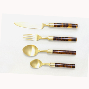 Cubiertos de latón y plata, comedor, vajilla de acero inoxidable hecha a mano, juego de cubiertos con mango de diseño de Pilar dorado - Product Image 4