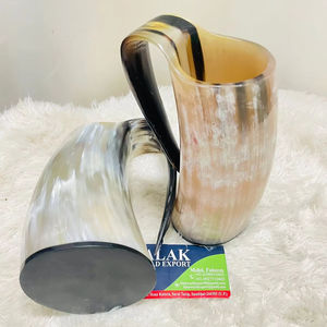 Vente en gros de tasse en corne de boeuf de culture viking Caractéristiques personnalisables de forme naturelle de style animal écologique pour les buveurs de bière FWE - Product Image 1