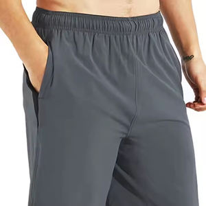 กางเกงขาสั้นเล่นกีฬาของผู้ชายกางเกงขาสั้นตาข่ายโพลีเอสเตอร์สแปนเด็กซ์แห้งเร็วสำหรับฝึกซ้อมกลางแจ้งสไตล์ใหม่พร้อมเชือกผูก - Product Image 6