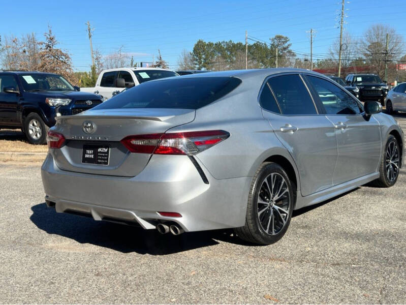 Used 2018 Toyota Camry SE 4dr Sedan for Sale - Kloop Traders