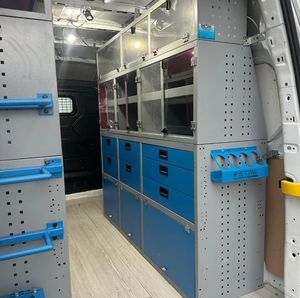 Sistema de Almacenamiento para Camionetas Comerciales con Armarios de Exhibición, Cajones para Piezas Pequeñas y Estantes Móviles para Talleres, para Todo Tipo de Vehículos - Product Image 4