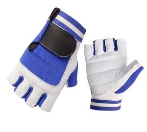 High Quality Custom logo Wholesale by Good Manufacturer New Style Best Material With Cheap Rate for Gym Fitness Glove Cheap Rate - Product Image 3