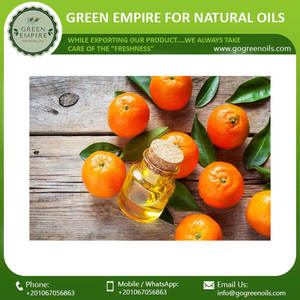 100% Aceite esencial de mandarina certificado orgánico Proveedores y exportadores al por mayor - Product Image 3