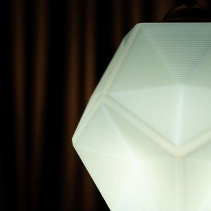 Pantalla colgante LED moderna más vendida, iluminación interior personalizada para sala de estar, fabricada a precios bajos - Product Image 3