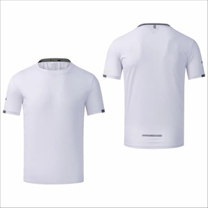 Camiseta de Hombre con Logotipo Personalizado, Cuello en V, 100% Poliéster, Gruesa, de Lujo, Lisa, de Ajuste Regular, Secado Rápido y Transpirable - Product Image 3