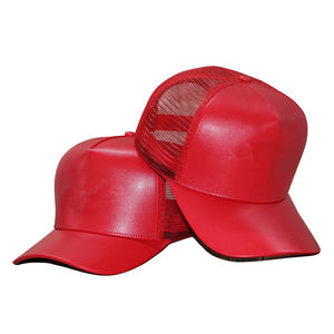 Casquette personnalisée 100% en cuir à 5 panneaux et bord plat Casquette à 5 panneaux avec logo en métal Casquette en cuir pour hommes - Product Image 2