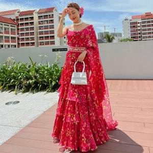 Exclusivo y Elegante Lehenga Choli de Diseñador Indio para Novia, de Seda Viscosa, para Bodas, de los Mejores Fabricantes de la India, para Fiestas - Product Image 2