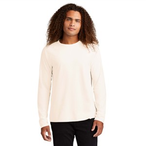 Camiseta Básica de Manga Larga para Hombre, Cuello Redondo, Color Neutro - Camiseta Esencial Duradera y Elegante para Uso Casual, Gimnasio y Diario - Product Image 3