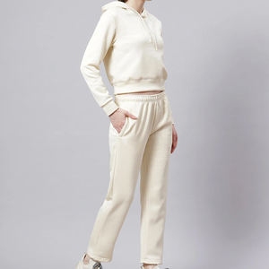 Survêtement à séchage rapide pour femmes 100% coton Couleur solide Survêtement respirant pour femmes avec logo personnalisé Personnalisé - Product Image 4