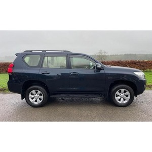 รถยนต์โตโยต้าแลนด์ครุยเซอร์ปราโด รุ่นสีดำด้าน ใช้งานได้สมบูรณ์แบบ สภาพดีเยี่ยม พวงมาลัยซ้ายหรือขวา - Product Image 2